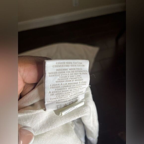 Restoration Hardware white/grey ombre duvet cover and insert twin - Picture 4 of 6